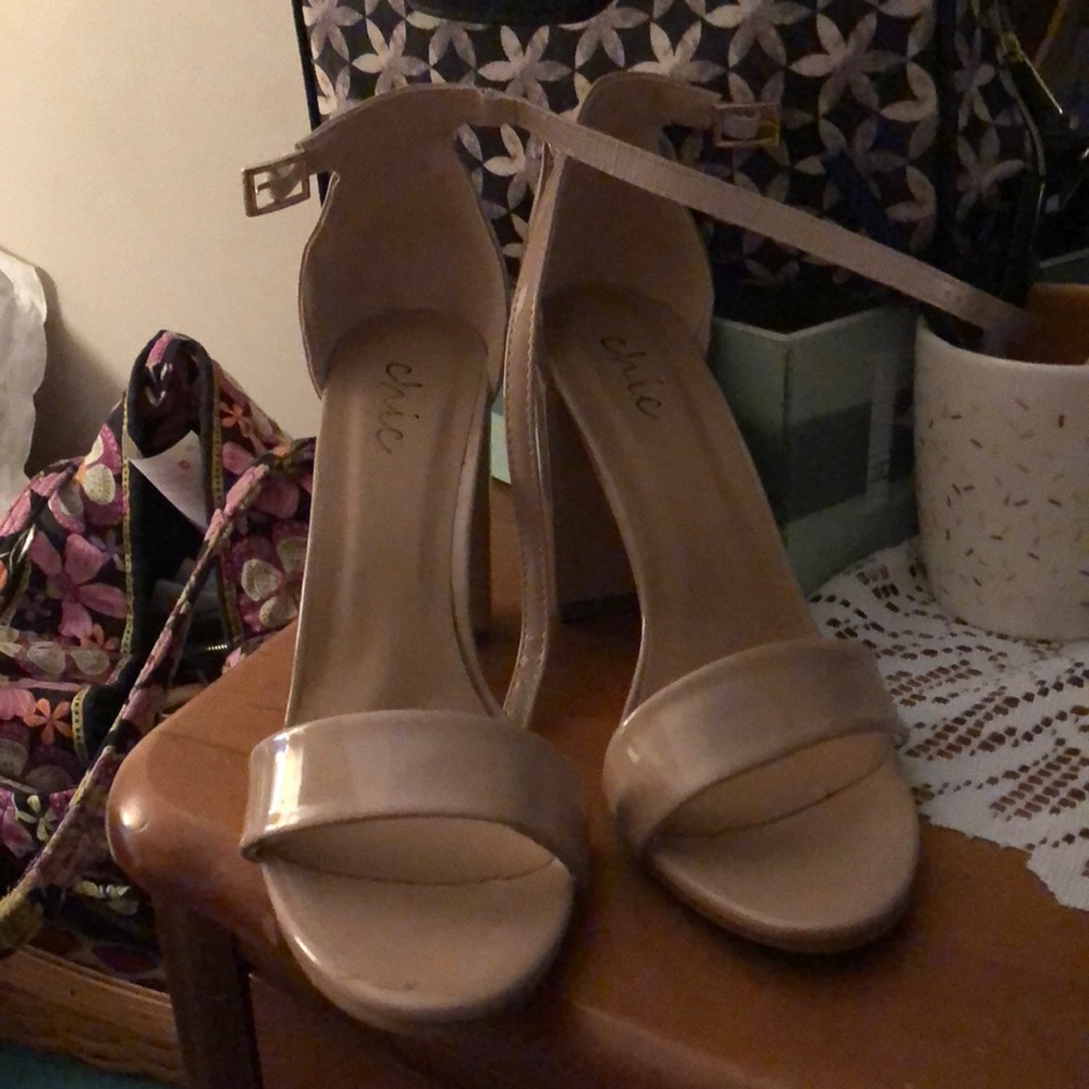 Nude block heel